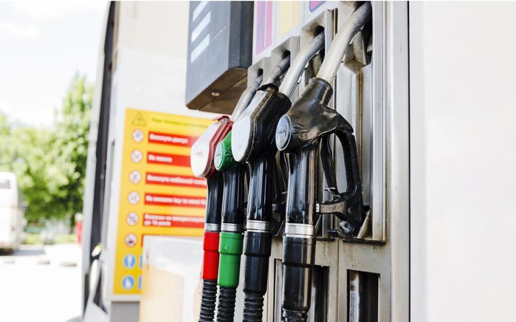 pompa di benzina